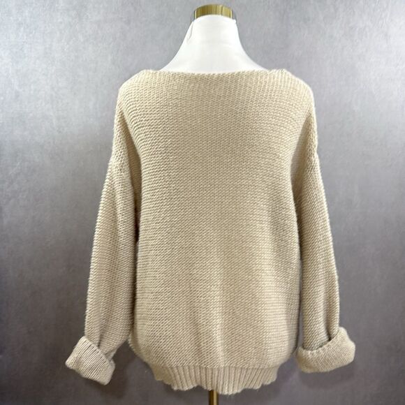 Cream Textured Knit V-Neck Sweater - Picture 5 of 5